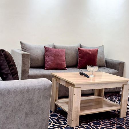 Appartement Spacieux Et Calme A Proximite De La Mer Et La Gare Agdal Rabat Kültér fotó