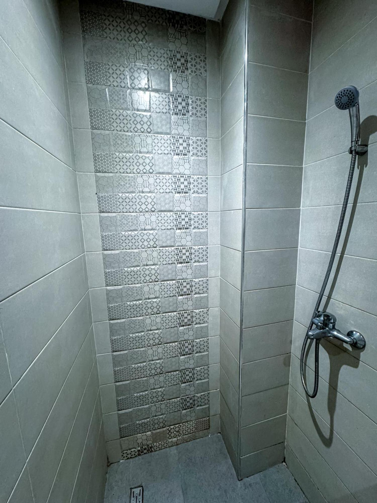 Appartement Spacieux Et Calme A Proximite De La Mer Et La Gare Agdal Rabat Kültér fotó