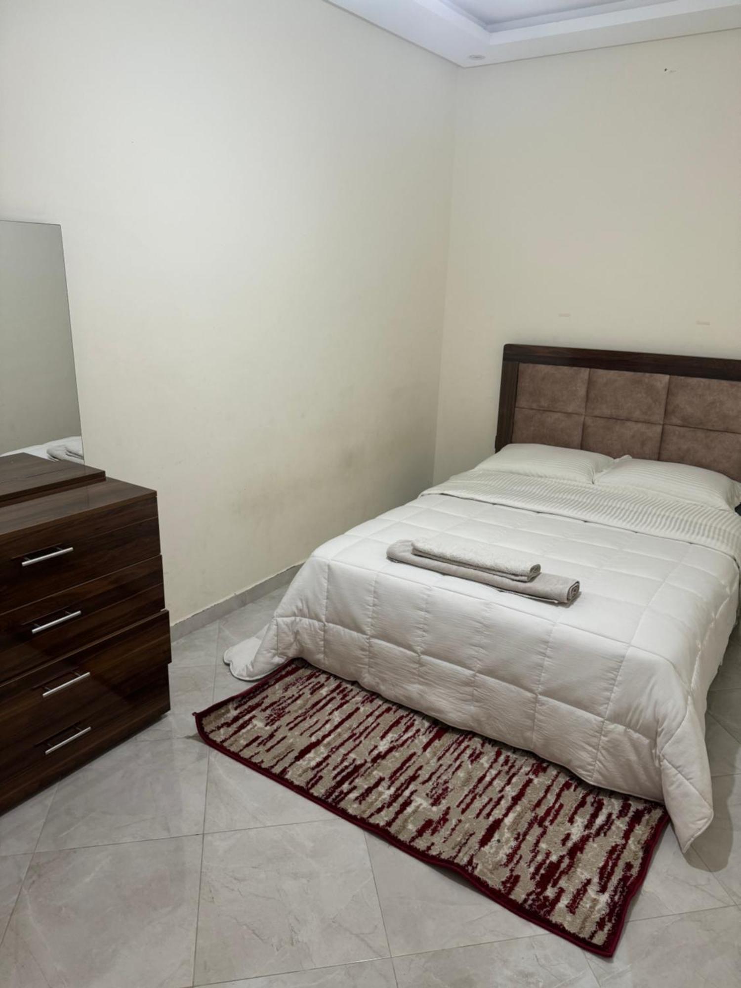 Appartement Spacieux Et Calme A Proximite De La Mer Et La Gare Agdal Rabat Kültér fotó